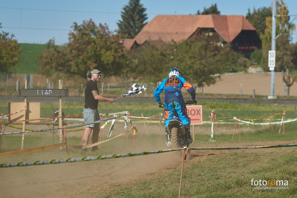 RM-BBS18-SA-0122 - RM-BBS18-SA-0122.jpg RM-BBS18-SA-0122.jpg