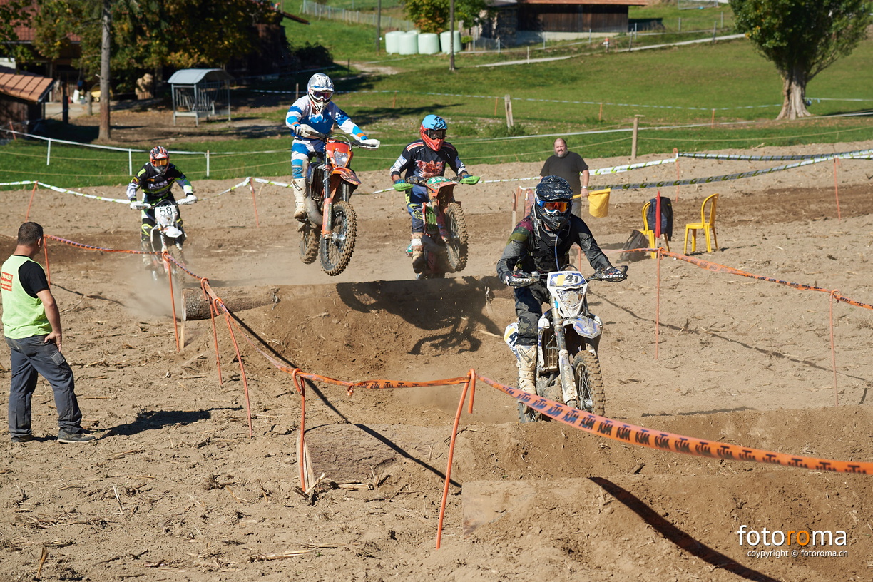 RM-BBS18-SA-0345 - RM-BBS18-SA-0345.jpg RM-BBS18-SA-0345.jpg