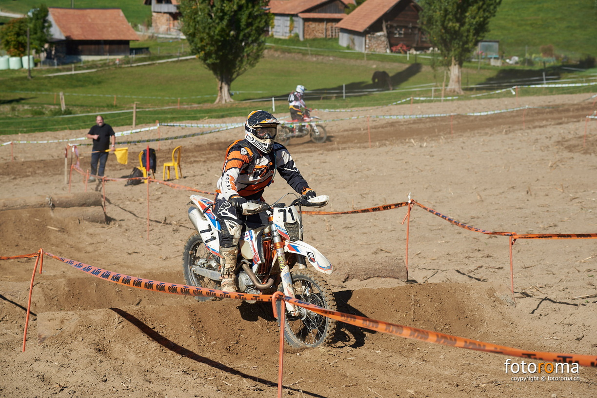 RM-BBS18-SA-0346 - RM-BBS18-SA-0346.jpg RM-BBS18-SA-0346.jpg