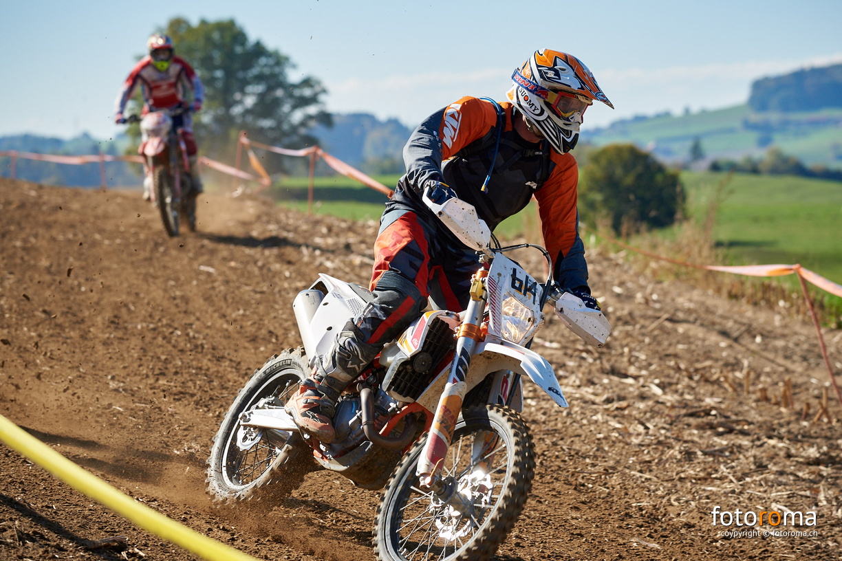 RM-BBS18-SA-0432 - RM-BBS18-SA-0432.jpg RM-BBS18-SA-0432.jpg