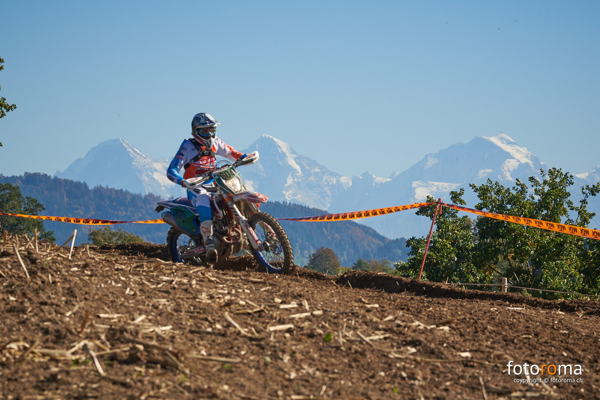 RM-BBS18-SA-0532 - RM-BBS18-SA-0532.jpg RM-BBS18-SA-0532.jpg