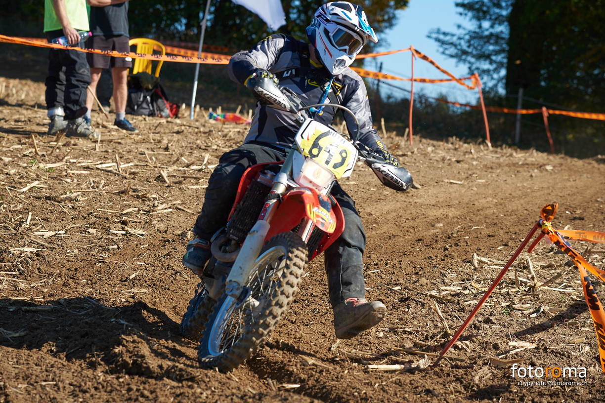 RM-BBS18-SA-0551 - RM-BBS18-SA-0551.jpg RM-BBS18-SA-0551.jpg