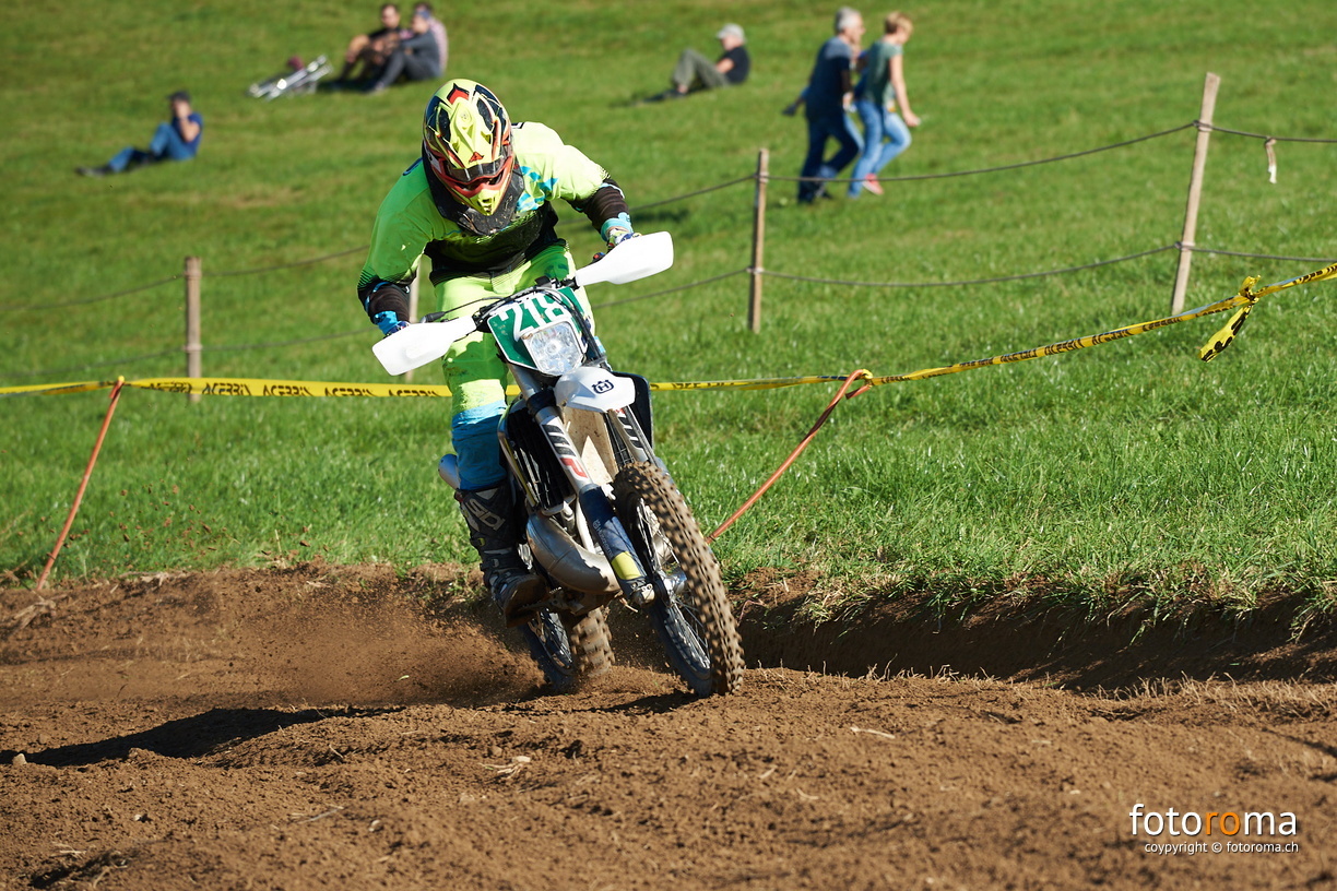 RM-BBS18-SA-0674 - RM-BBS18-SA-0674.jpg RM-BBS18-SA-0674.jpg