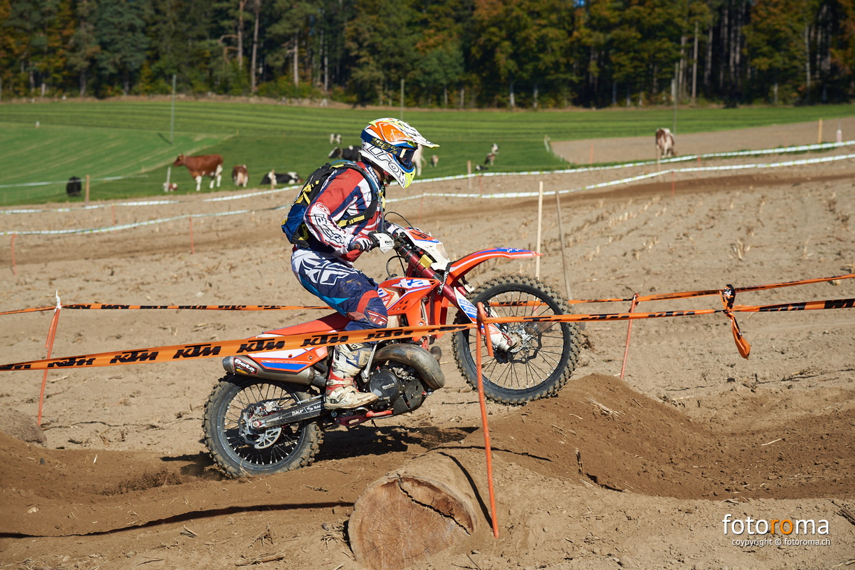 RM-BBS18-SA-0739 - RM-BBS18-SA-0739.jpg RM-BBS18-SA-0739.jpg