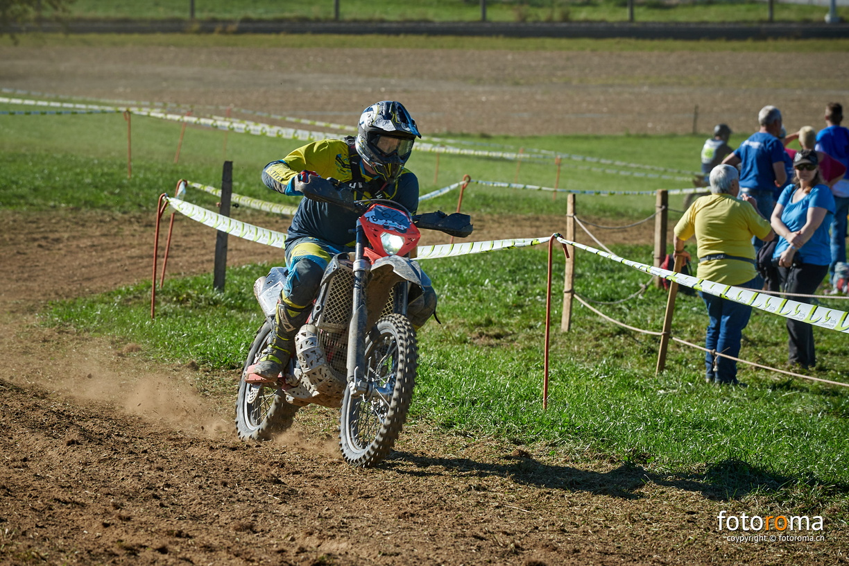 RM-BBS18-SA-0762 - RM-BBS18-SA-0762.jpg RM-BBS18-SA-0762.jpg