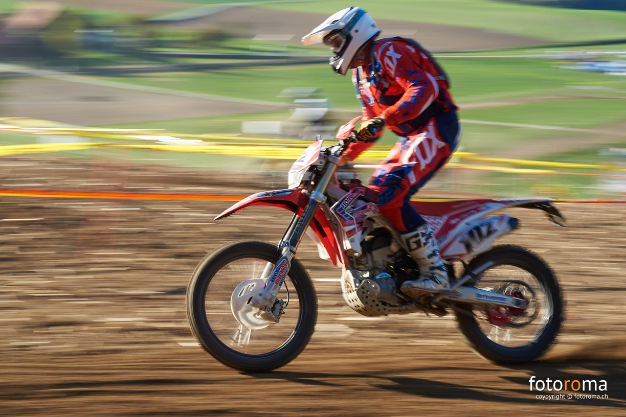 RM-BBS18-SA-0940 - RM-BBS18-SA-0940.jpg RM-BBS18-SA-0940.jpg