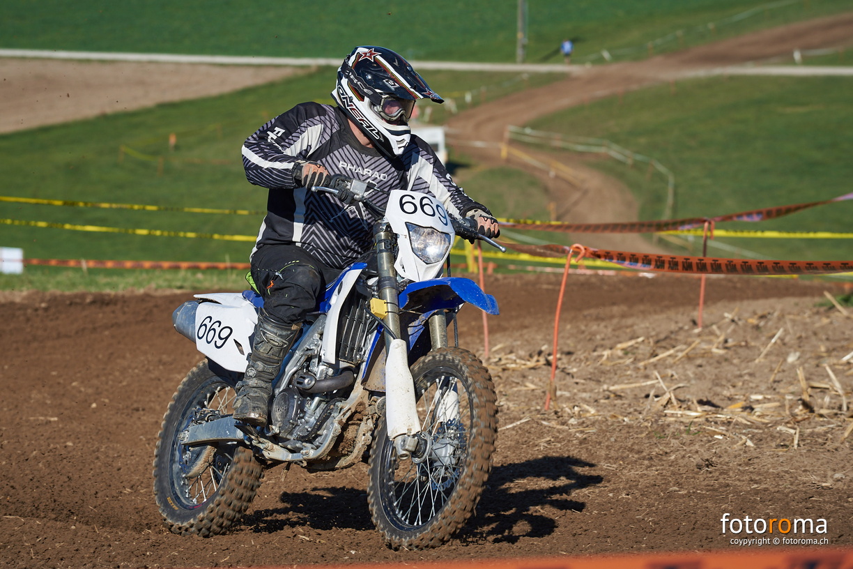 RM-BBS18-SO-1057 - RM-BBS18-SO-1057.jpg RM-BBS18-SO-1057.jpg