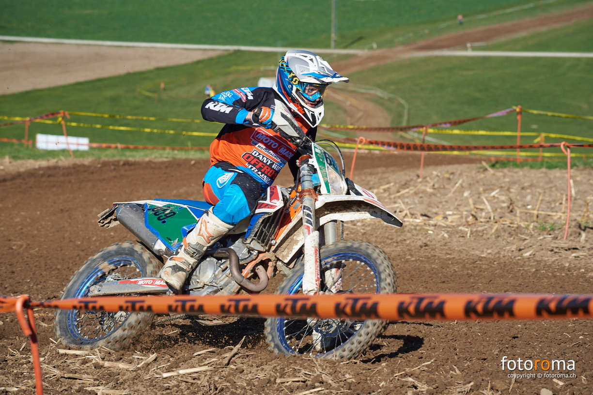 RM-BBS18-SO-1061 - RM-BBS18-SO-1061.jpg RM-BBS18-SO-1061.jpg