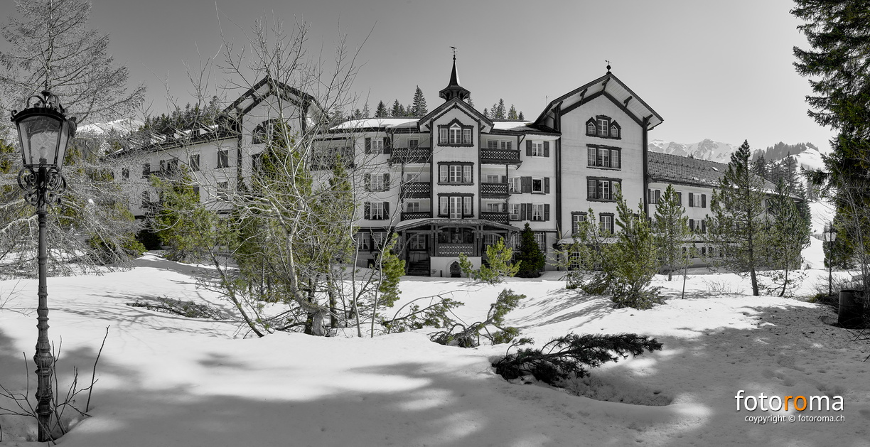 Hotel Schwefelberg-Bad
Panorama aus 8 Einzelbildern
RM-2019-365-83.jpg